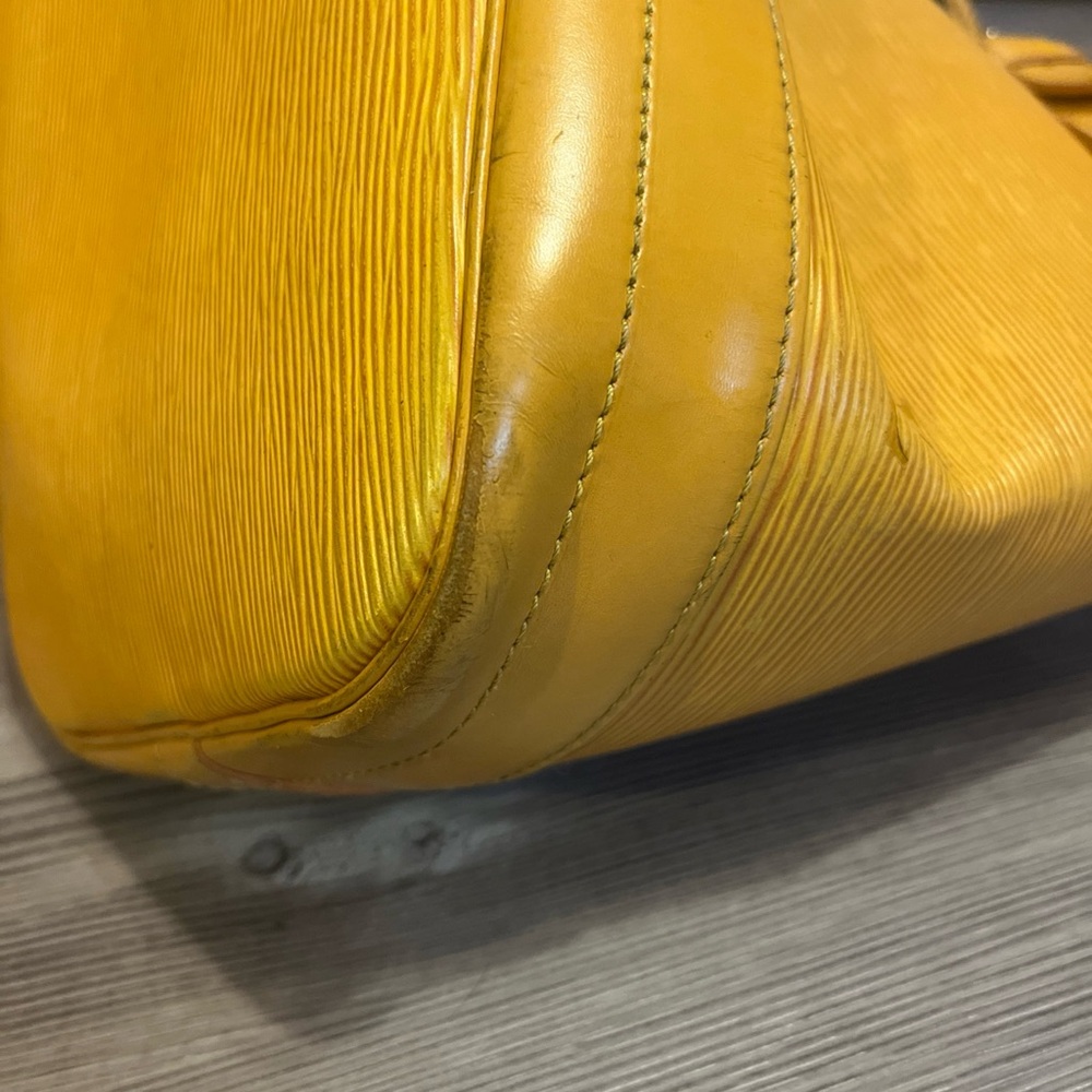 Vintage Louis Vuitton Noé Bucket Bag - Picture 12 of 14